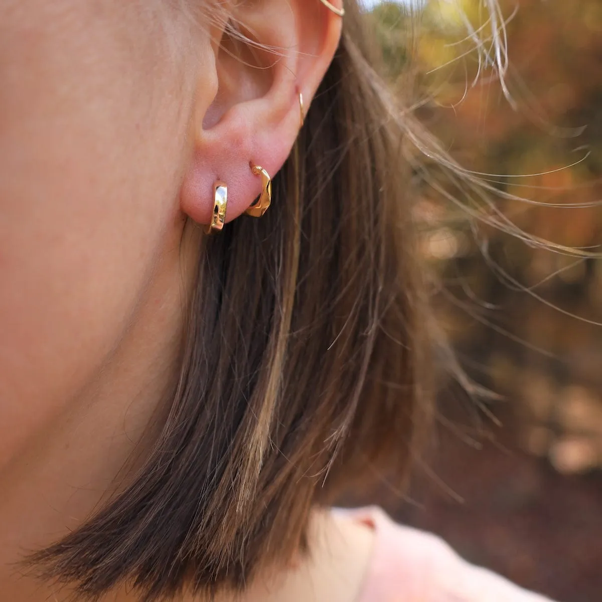 14k Small Hinged Hoop