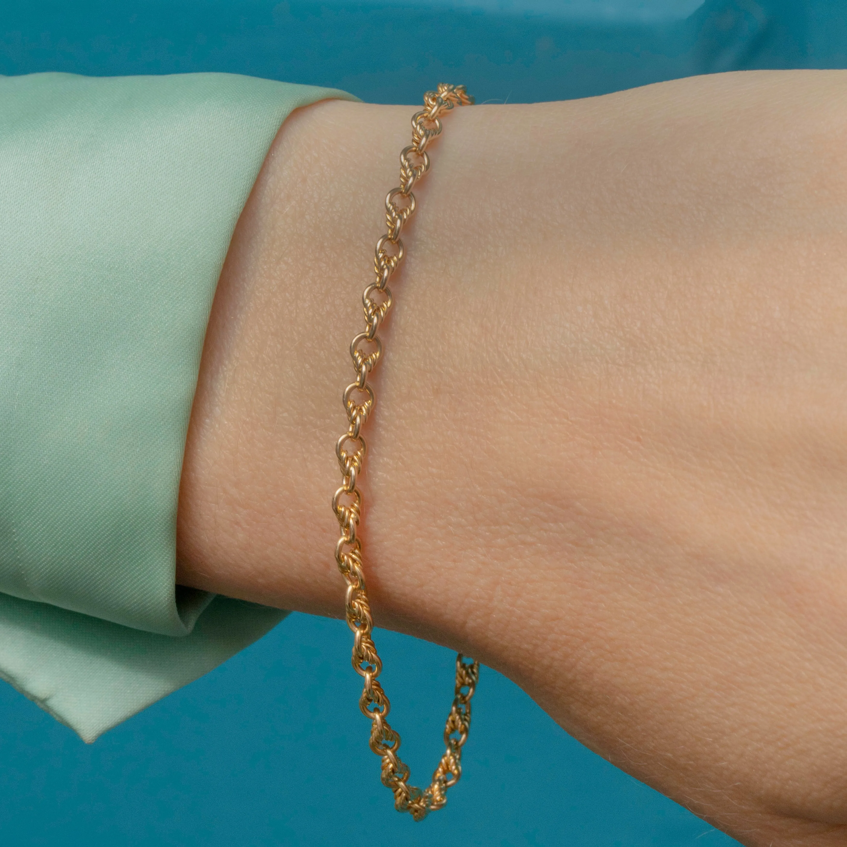 7” Antique 15ct Gold Lovers Knot Bracelet - 18ct Bolt Ring