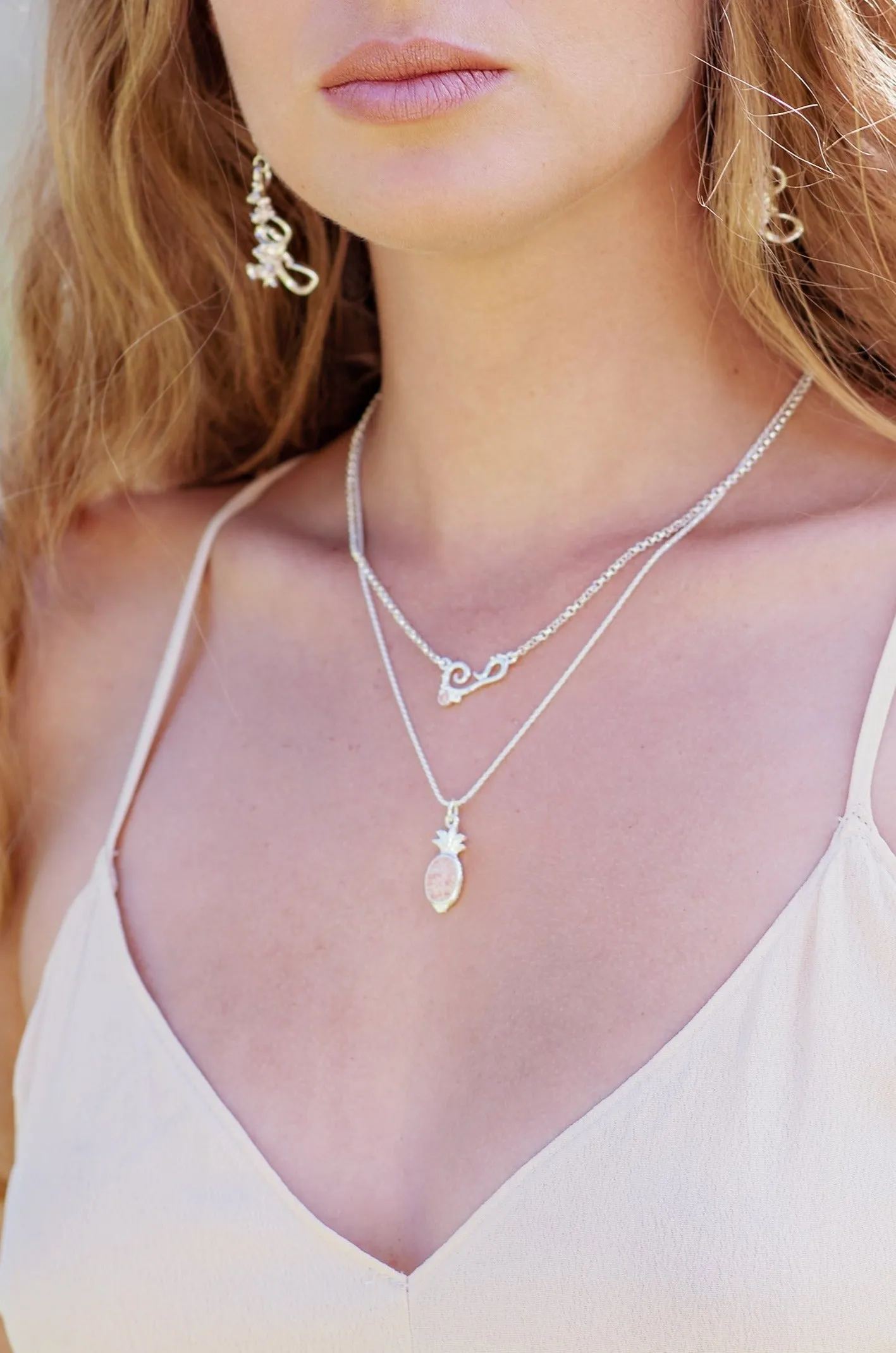 Bermuda ~ Small Inline Necklace
