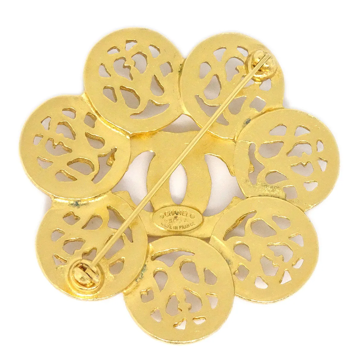 CHANEL 1995 Fretwork Paisley Brooch Gold 73726