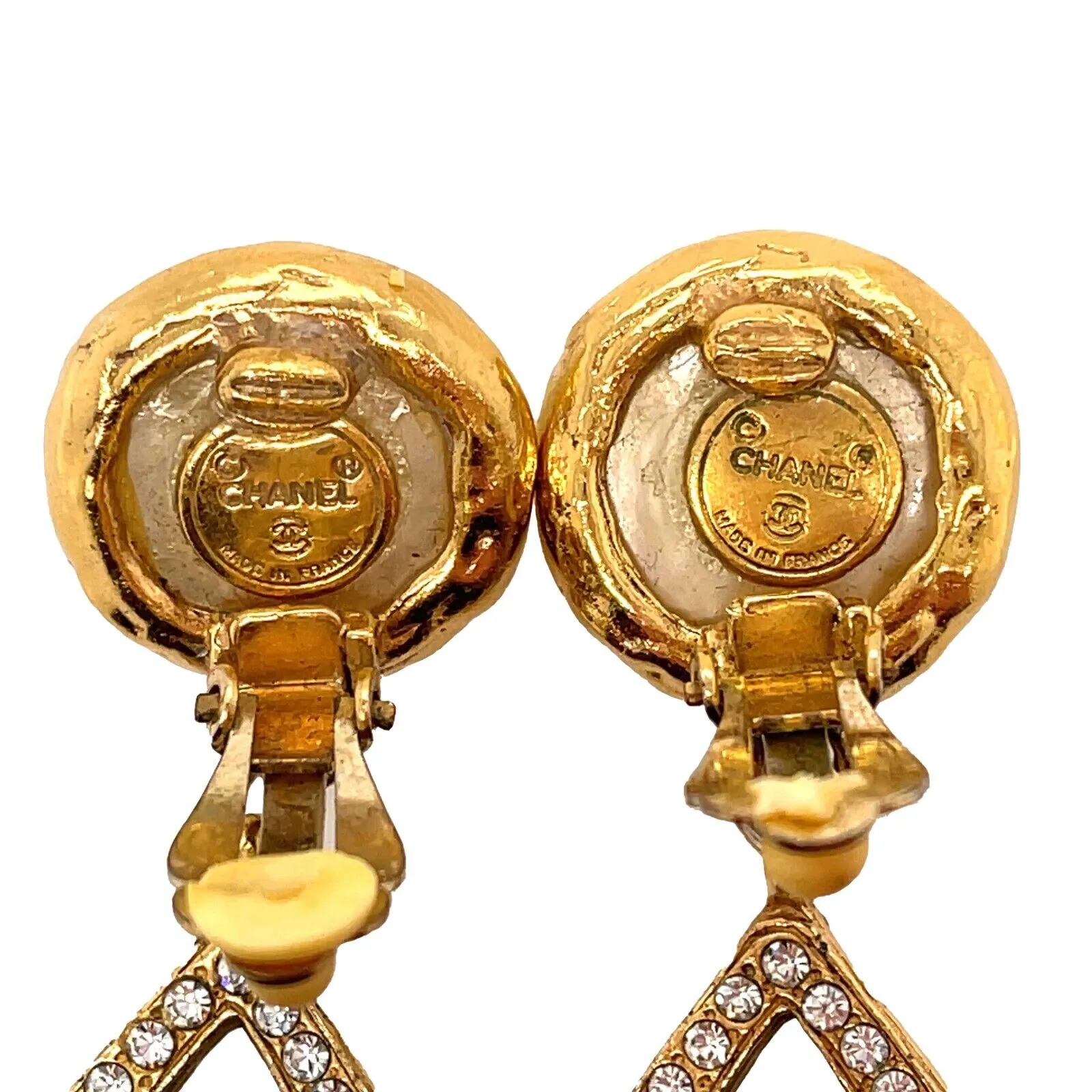 CHANEL - Vintage 1970s Faux Pearl Medallion CC 'CHANEL' Clip-On Earrings