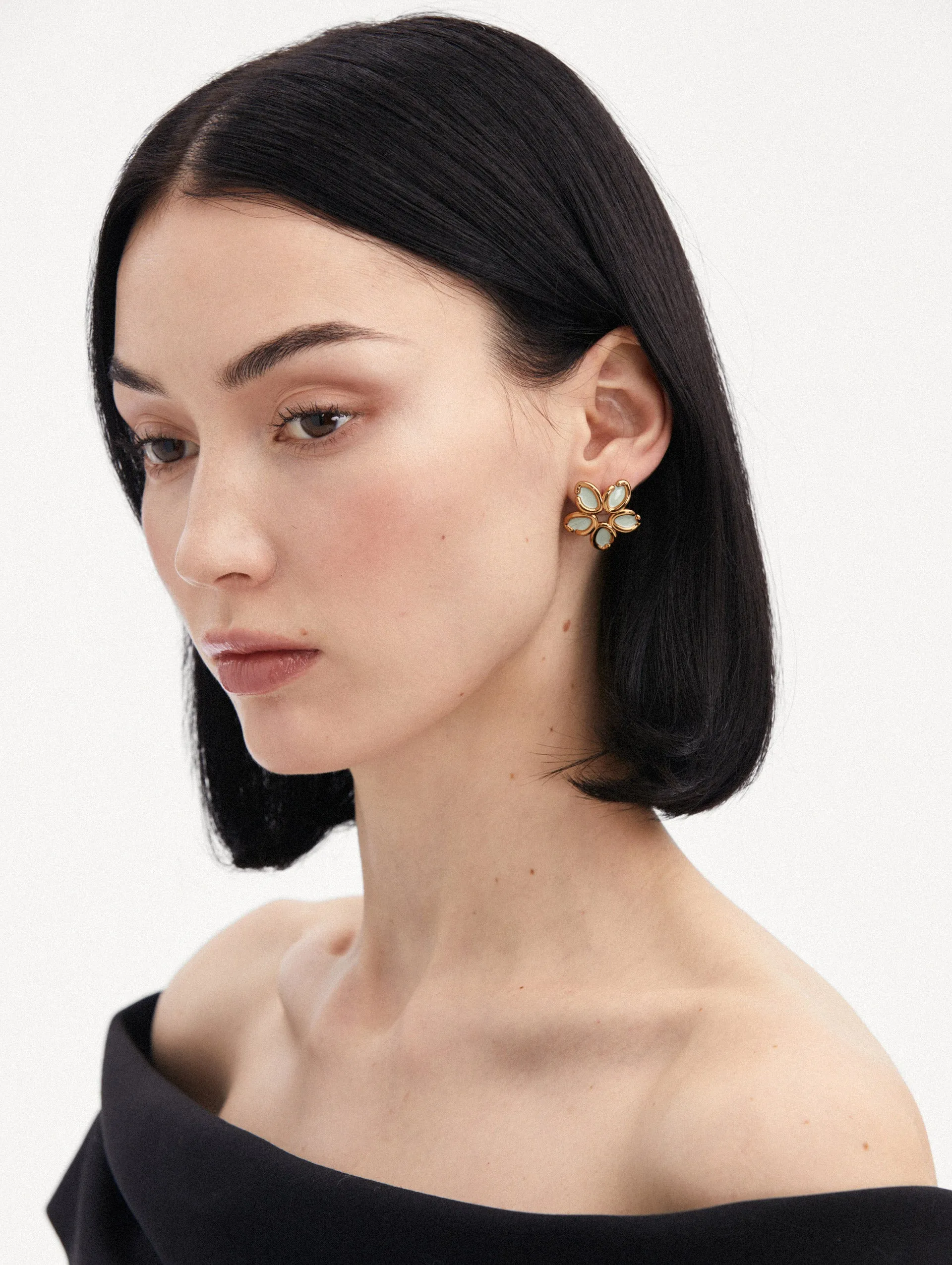 Enamel O Flower Earrings