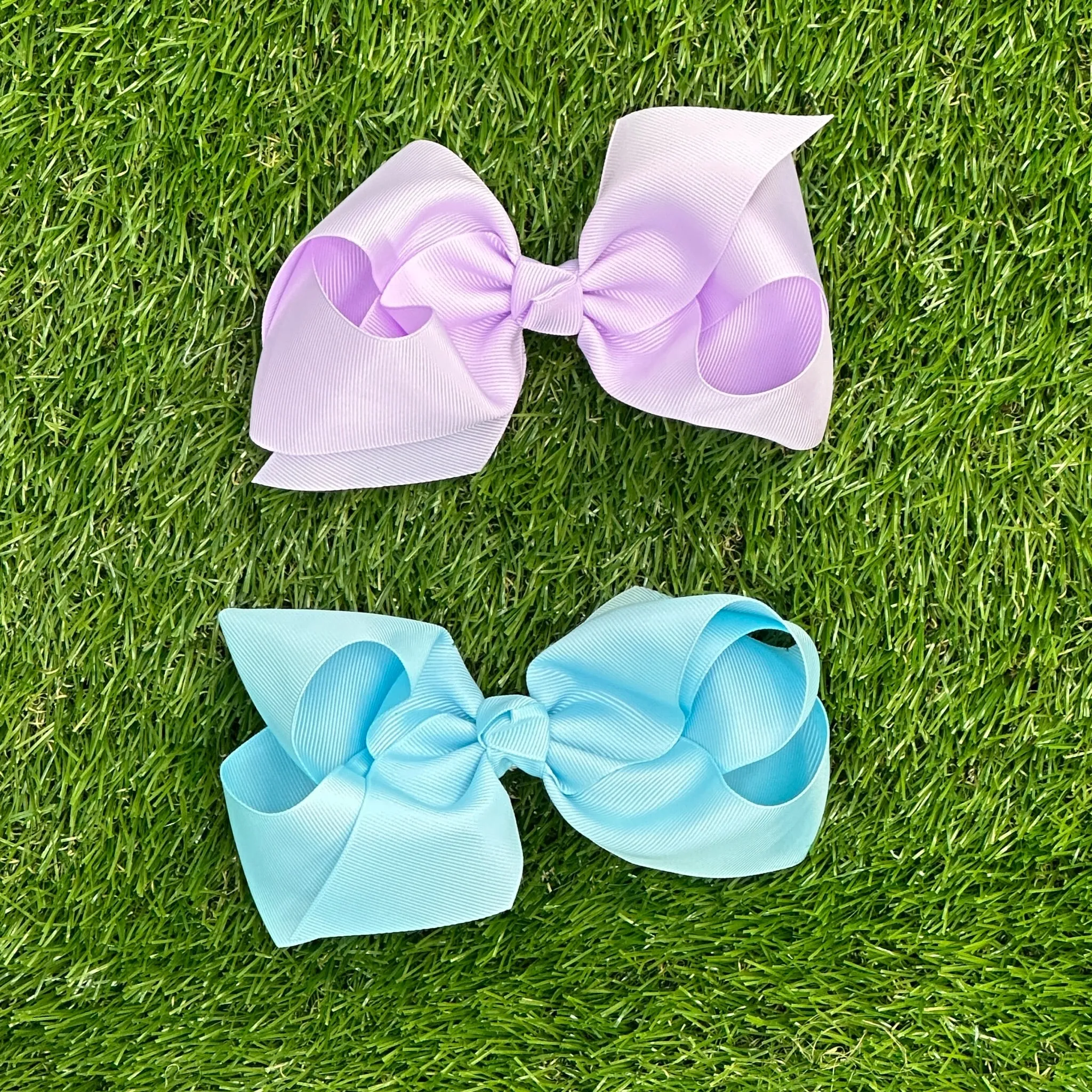 Hair Bow in Grosgrain Ribbon - 6 inch