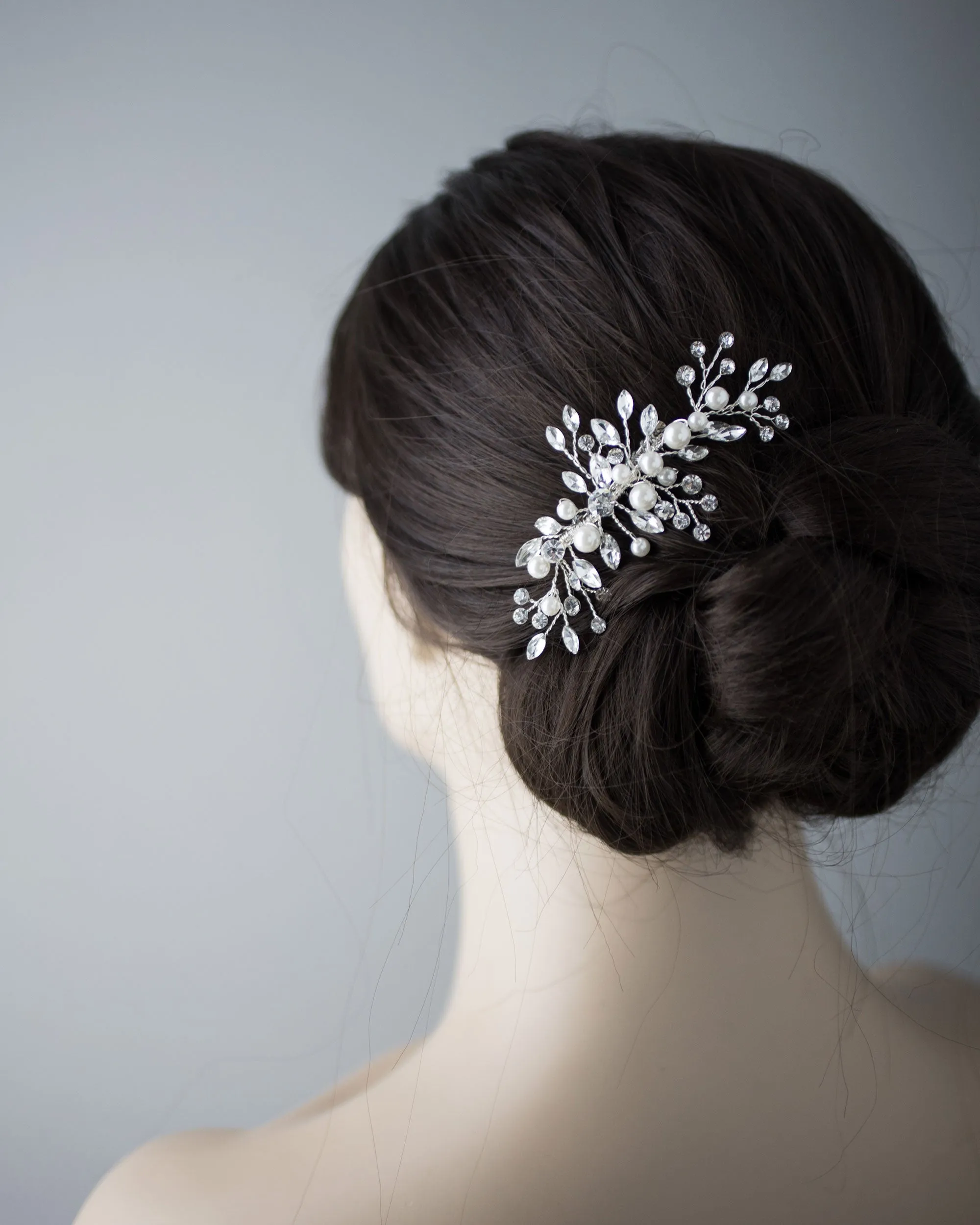 Handmade Ivory Pearls Wedding Comb