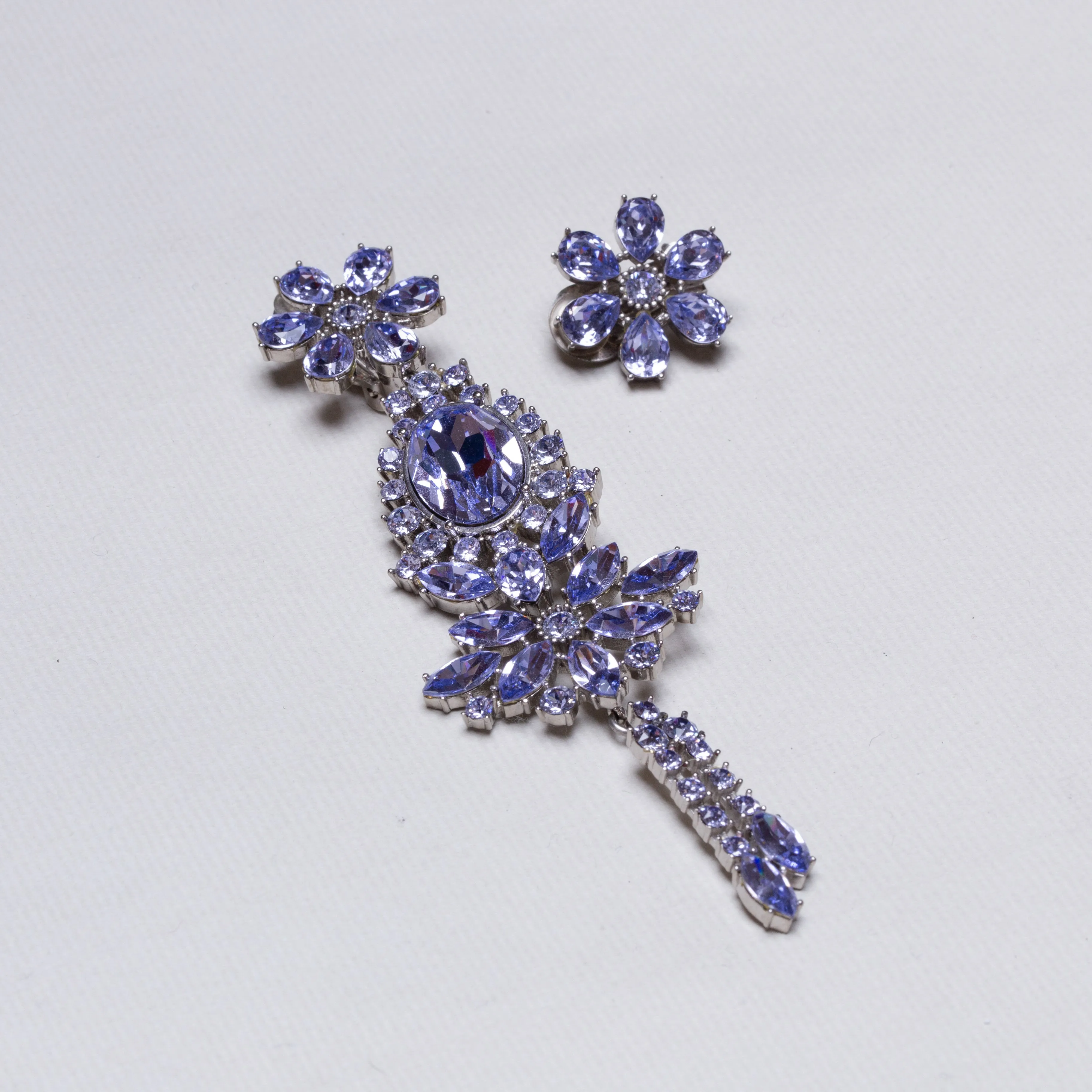 Vintage Flower Clip-on Earrings